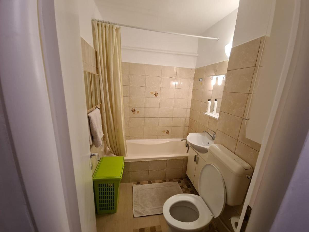 Apartament Cristina Apartment Deva Bagian luar foto